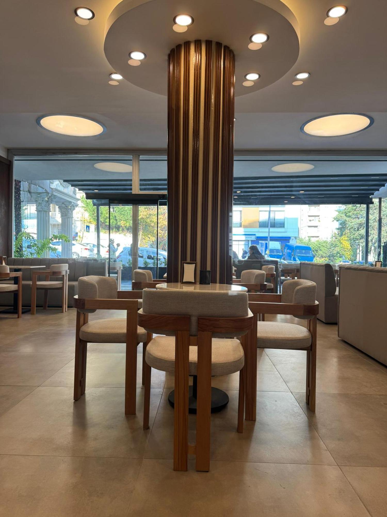 Istanblu Hotel Atasehir Стамбул Экстерьер фото