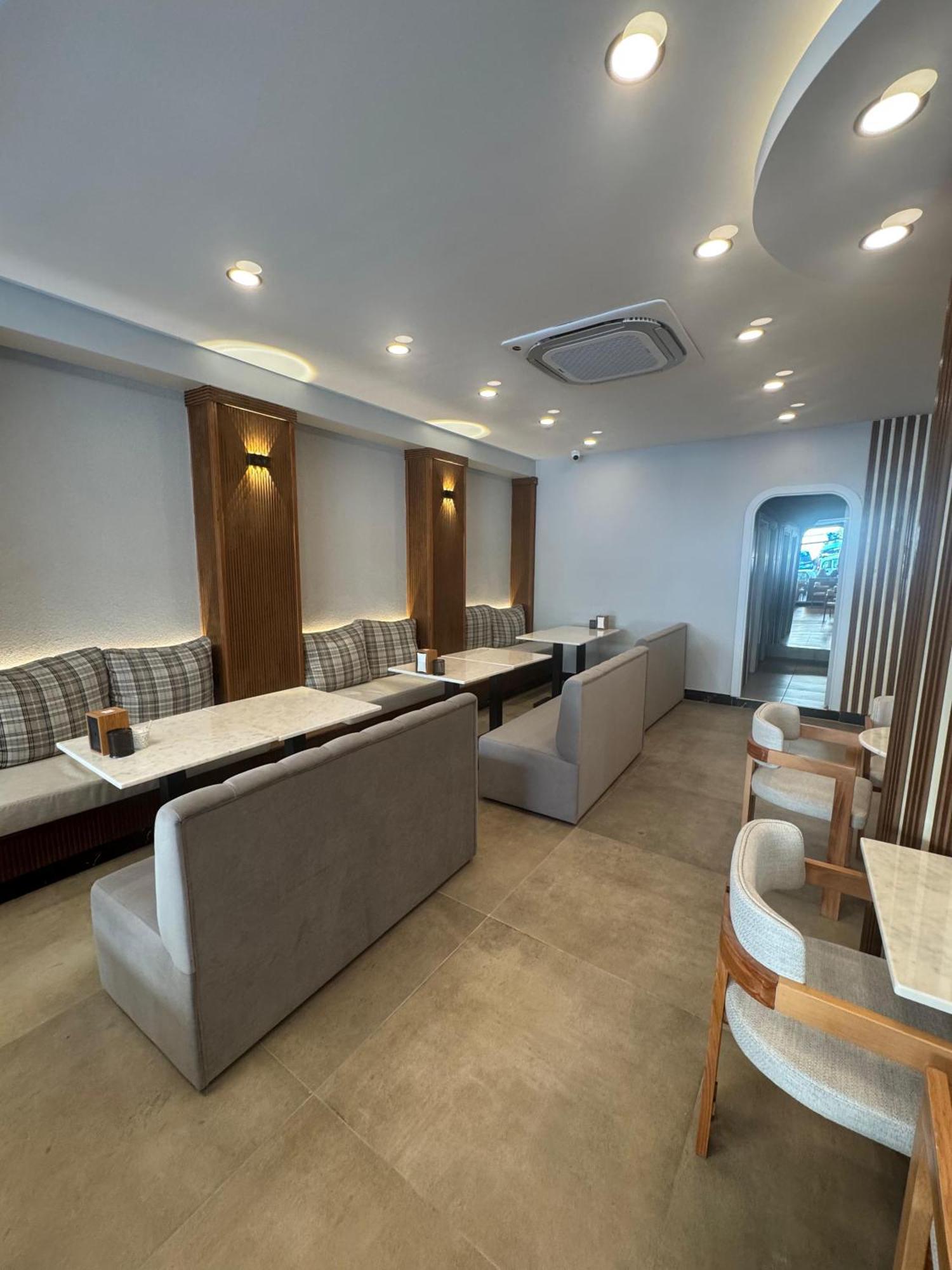 Istanblu Hotel Atasehir Стамбул Экстерьер фото